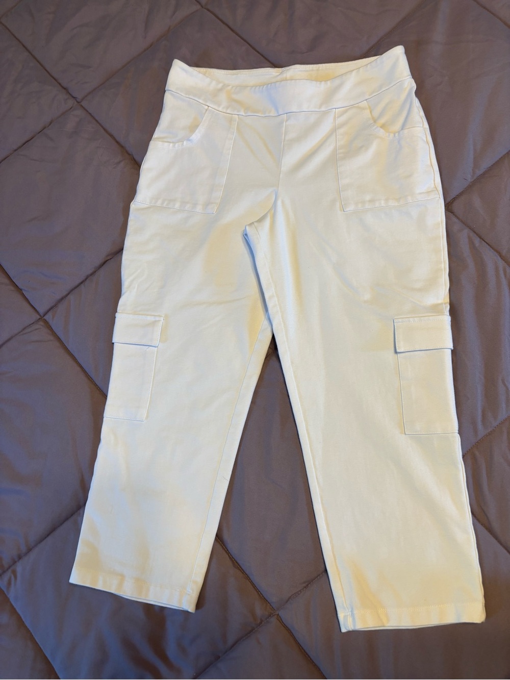 Women With Control White Cargo Pocket Knit Pants